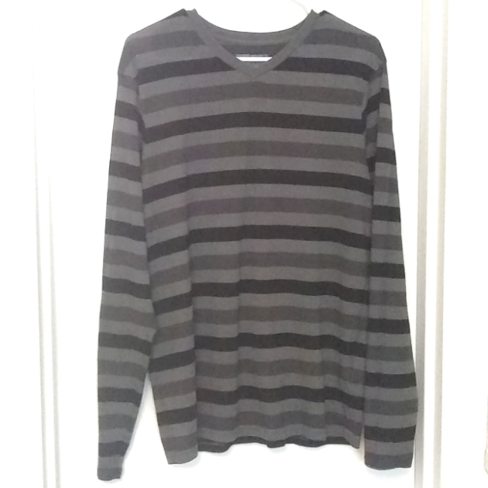 FUSAI Men's tee-shirt sz XL